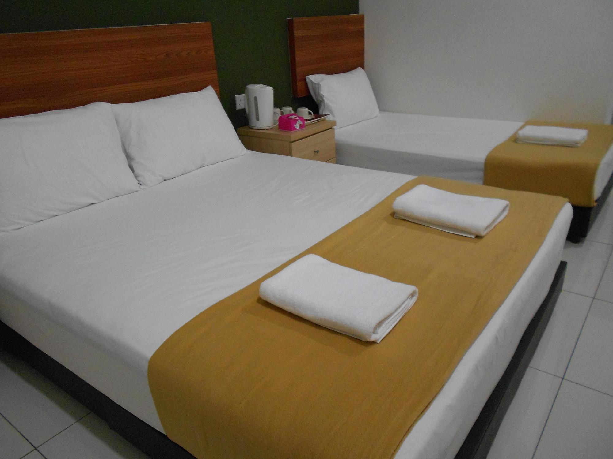 Coop Hotel Putrajaya & Cyberjaya Kampung Dengkil Zewnętrze zdjęcie