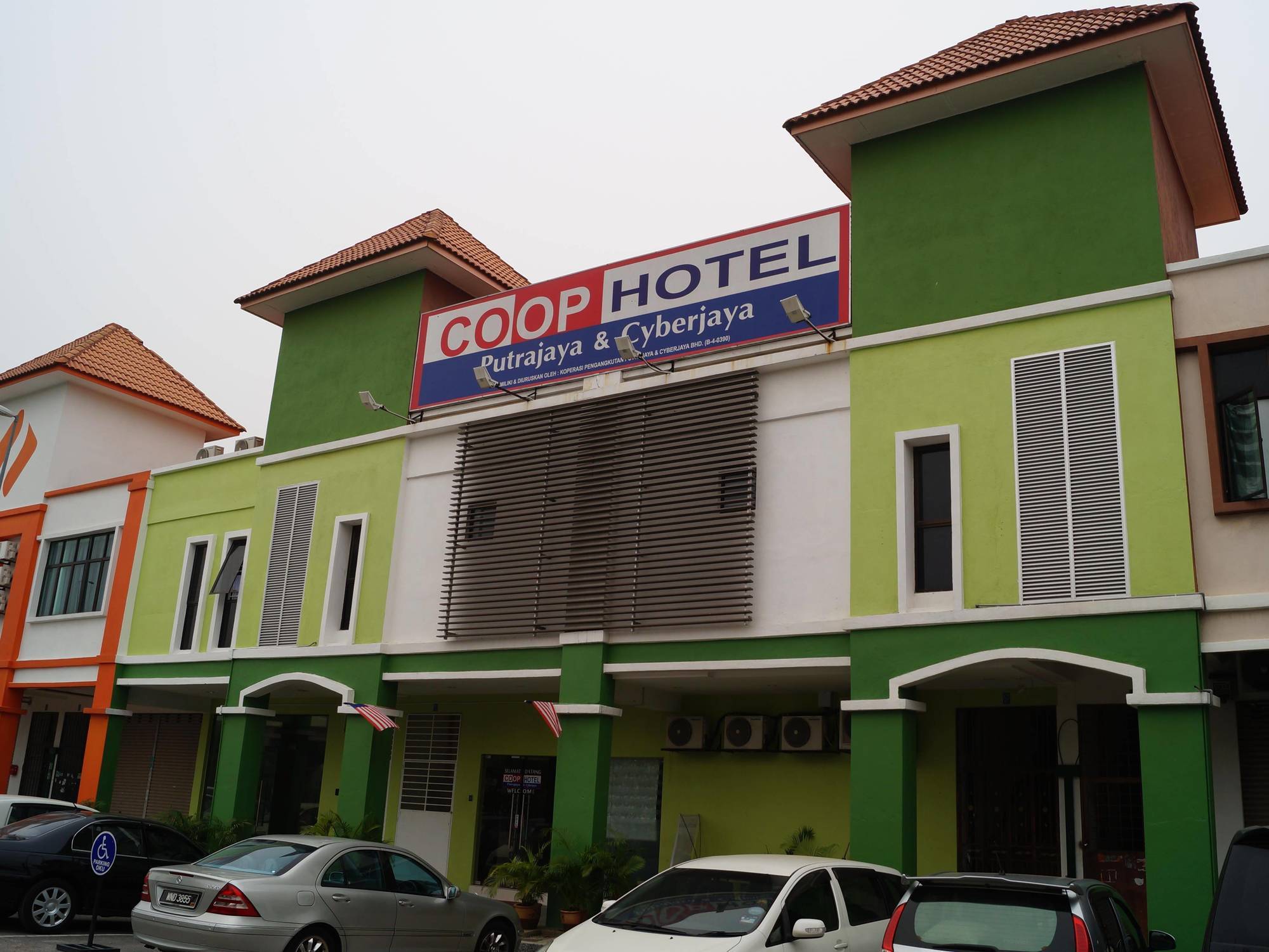 Coop Hotel Putrajaya & Cyberjaya Kampung Dengkil Zewnętrze zdjęcie